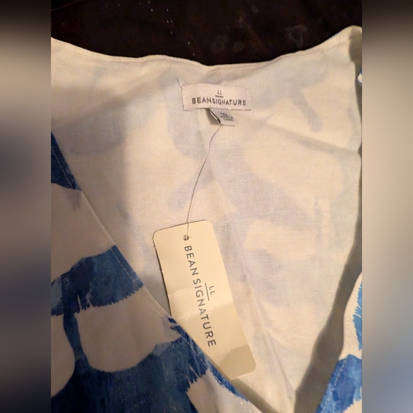 LL Bean Signature Dress w/ Belt.  Women's 16. Side Zip, V-Neck, Bird Pattern - Picture 2 of 5